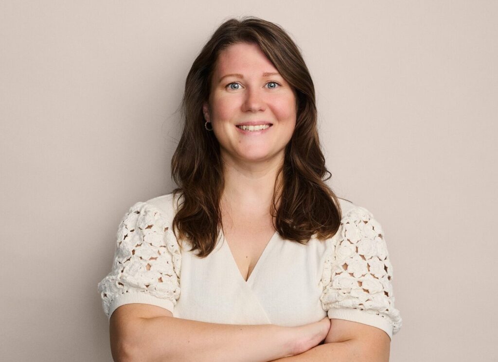 ALERIS - ronja lomholt